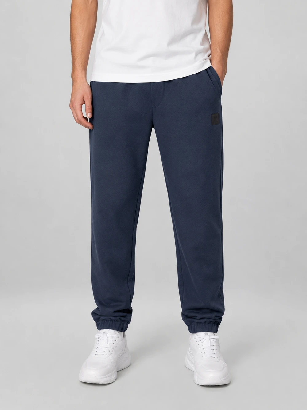 Men’s Textured Grey Tapered Jogger Pants with Elastic Cuffs