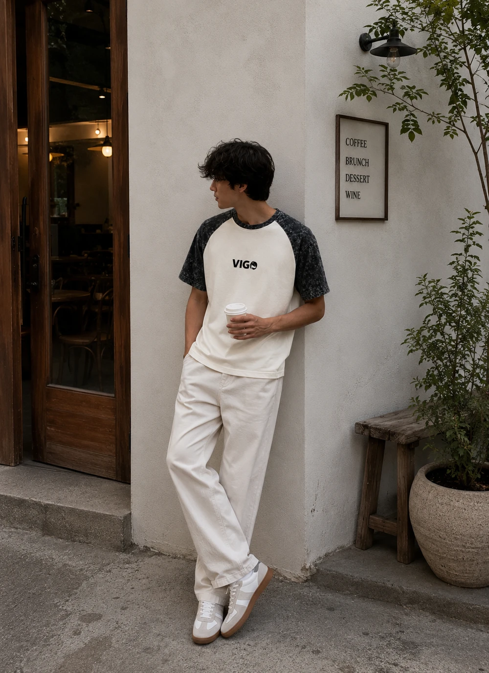 Men's Raglan T-Shirt with Contrast Sleeves and Front Print